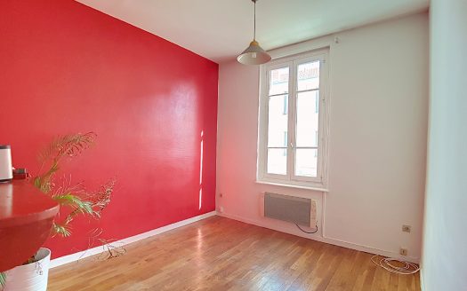 LYON 69008 – PROX BERTHELOT  MONPLAISIR ET TRAM APPARTEMENT T2 35m2