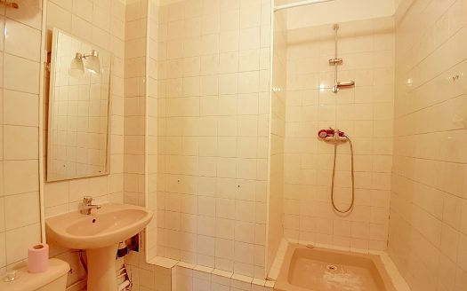 LYON 69008 – PROX BERTHELOT  MONPLAISIR ET TRAM APPARTEMENT T2 35m2