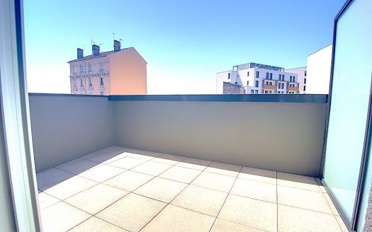 69007 LYON BERTHELOT MONPLAISIR APPARTEMENT T2 RECENT + GARAGE