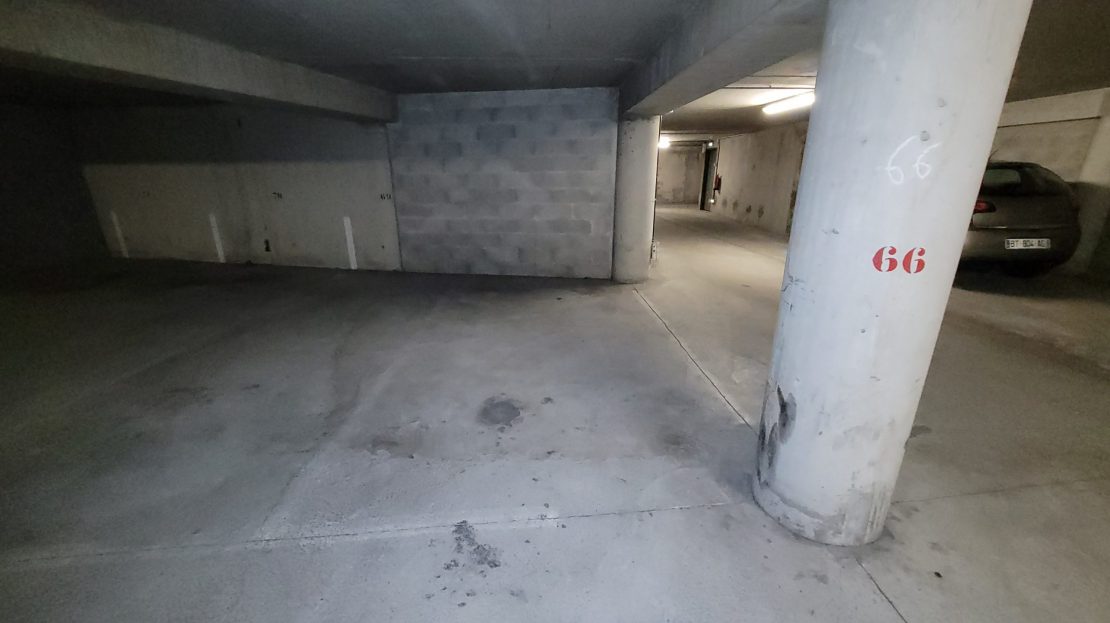 location parking monplaisir 69003 DHG CONSEIL